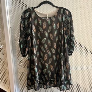 audrey 3 + 1 (boutique brand) mini-dress or top Size XS-S in Black feather GUC